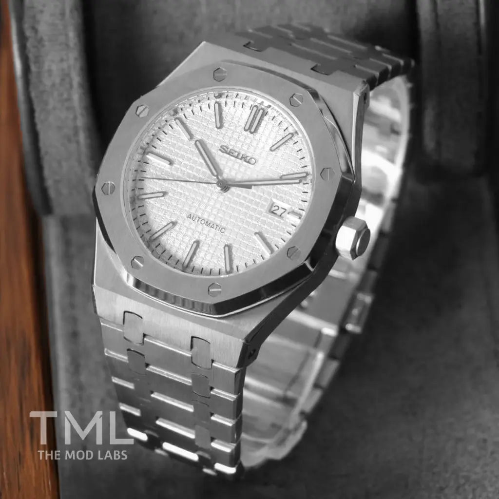 Royal Seikoak - Ghost White